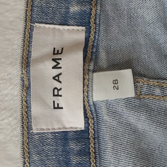 Frame Jean's with cutt-off hem, slender straight leg - Picture 5 of 8